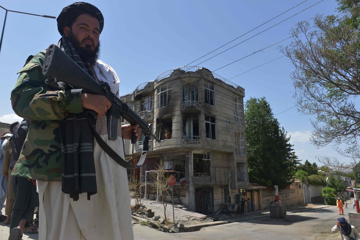Un atentado terrorista contra un mercado causa varios muertos y 28 heridos en el este de Afganistán