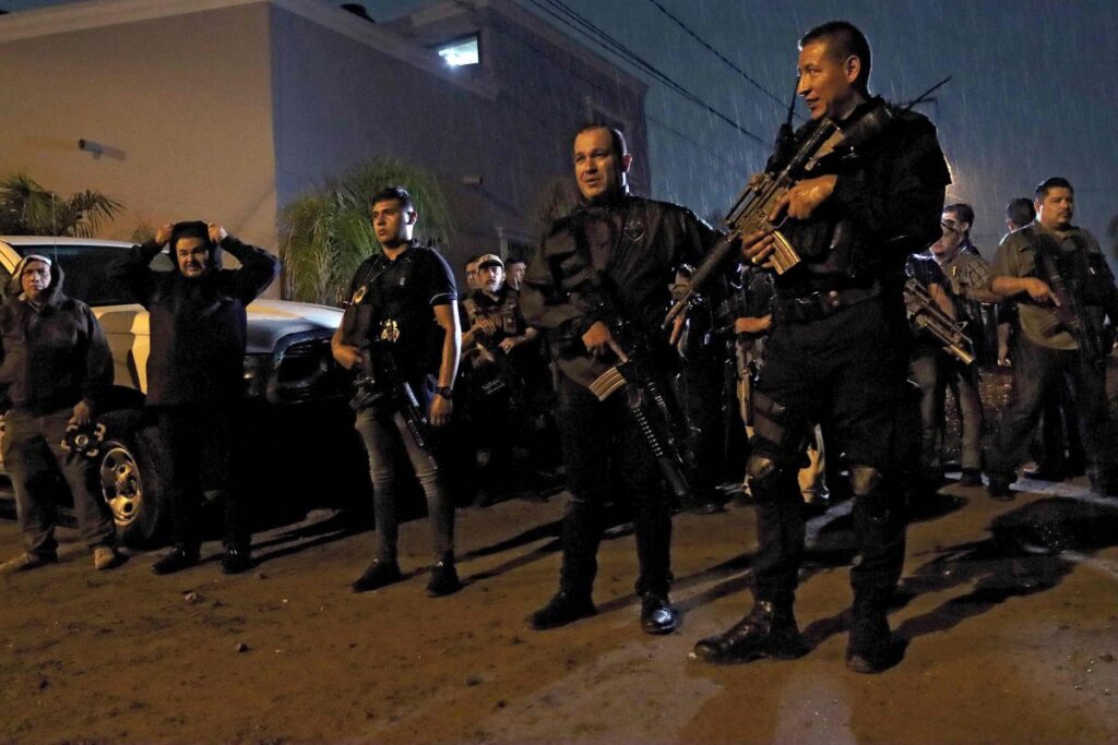 Un enfrentamiento entre policías y delincuentes deja 12 muertos en Jalisco
