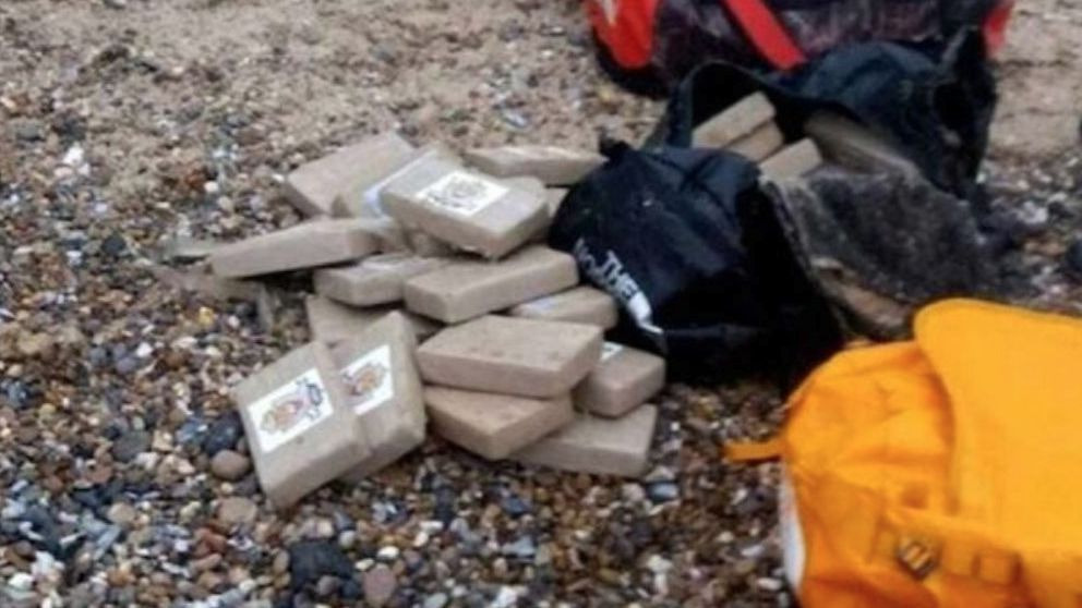 Una tonelada de cocaína llega a varias playas de Francia
