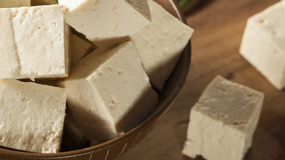 ¿Qué es el tofu? Descubre sus propiedades