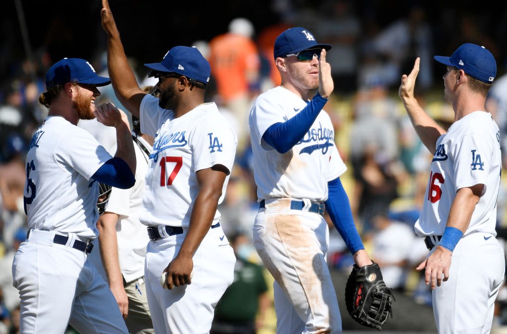 Dodgers derrotan a Gigantes 7-4, y barren la serie de cuatro juegos