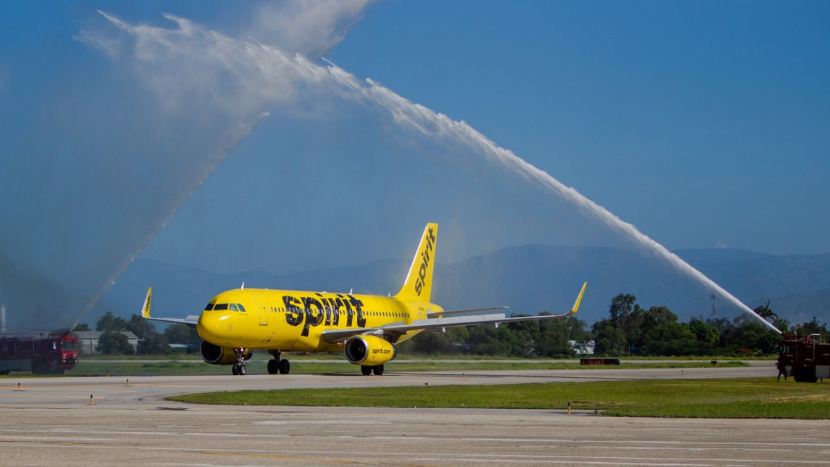 JetBlue compra Spirit Airlines y será una de las aerolíneas más grandes en EEUU