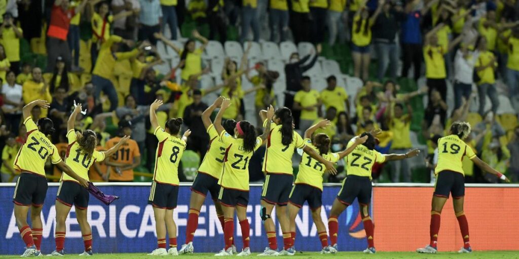 4-0: Colombia avanza a semifinales tras golear a Chile