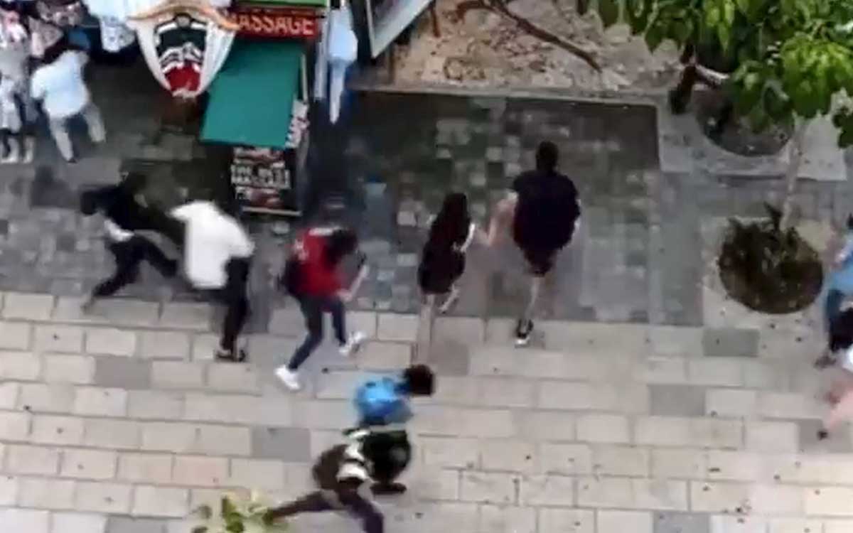 Balacera en las calles de Playa del Carmen deja tres personas heridas | Videos