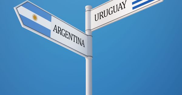 Cepo al dólar: qué alternativa cambiaria plantean los industriales uruguayos para exportarle a Argentina