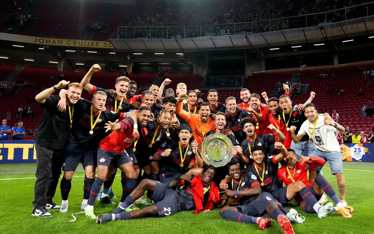 Conquista PSV Eindhoven la Supercopa de Países Bajos | Video