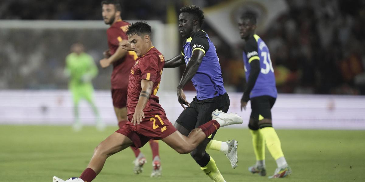 Dybala gana al Tottenham en su debut con la Roma