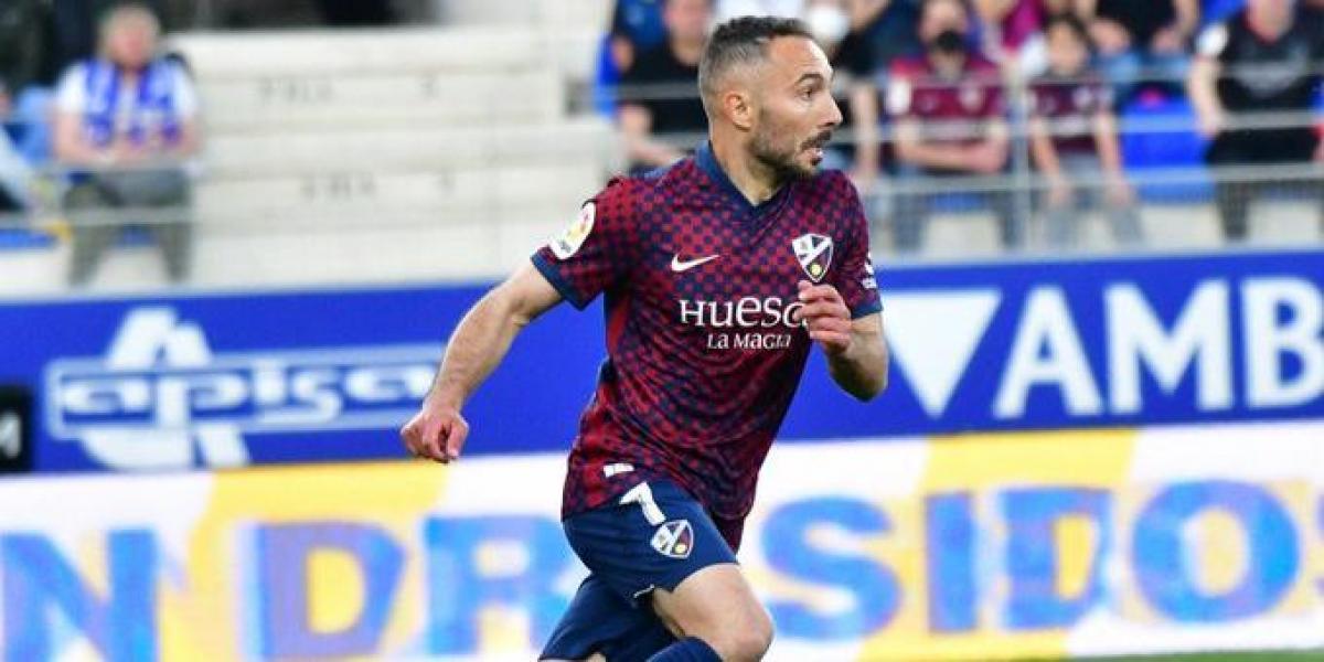 El Huesca rescinde el contrato de David Ferreiro