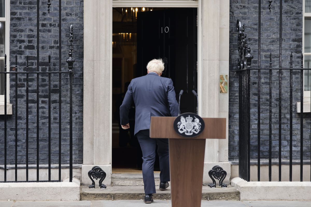 El Partido Conservador explora cómo acelerar la salida de Boris Johnson de Downing Street