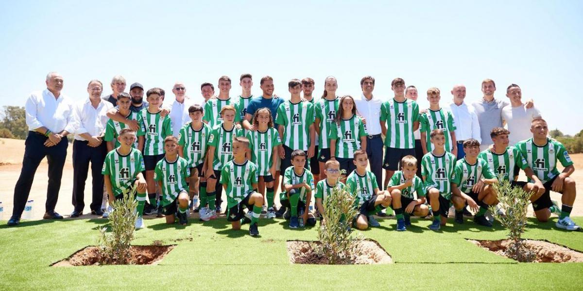 Empiezan las obras de la ciudad deportiva que "garantiza el futuro del Betis"