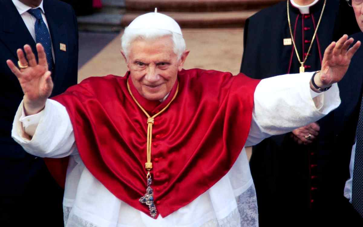 Papa emérito Benedicto XVI es acusado legalmente de encubrir abusos de sacerdotes