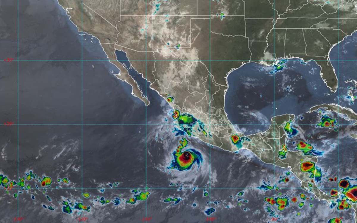 Huracán 'Bonnie ' evoluciona a categoría 3; habrá lluvias fuertes en Colima, Guanajuato, Guerrero, Jalisco y Michoacán 