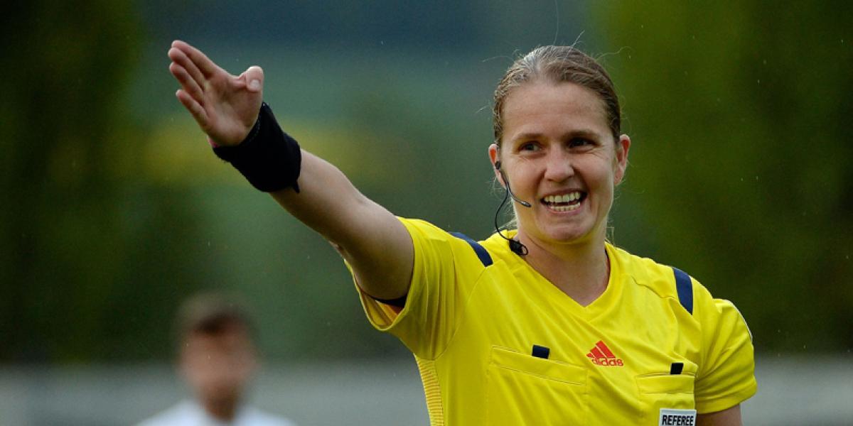 La suiza Esther Stablui pitará la primera semifinal Inglaterra-Suecia