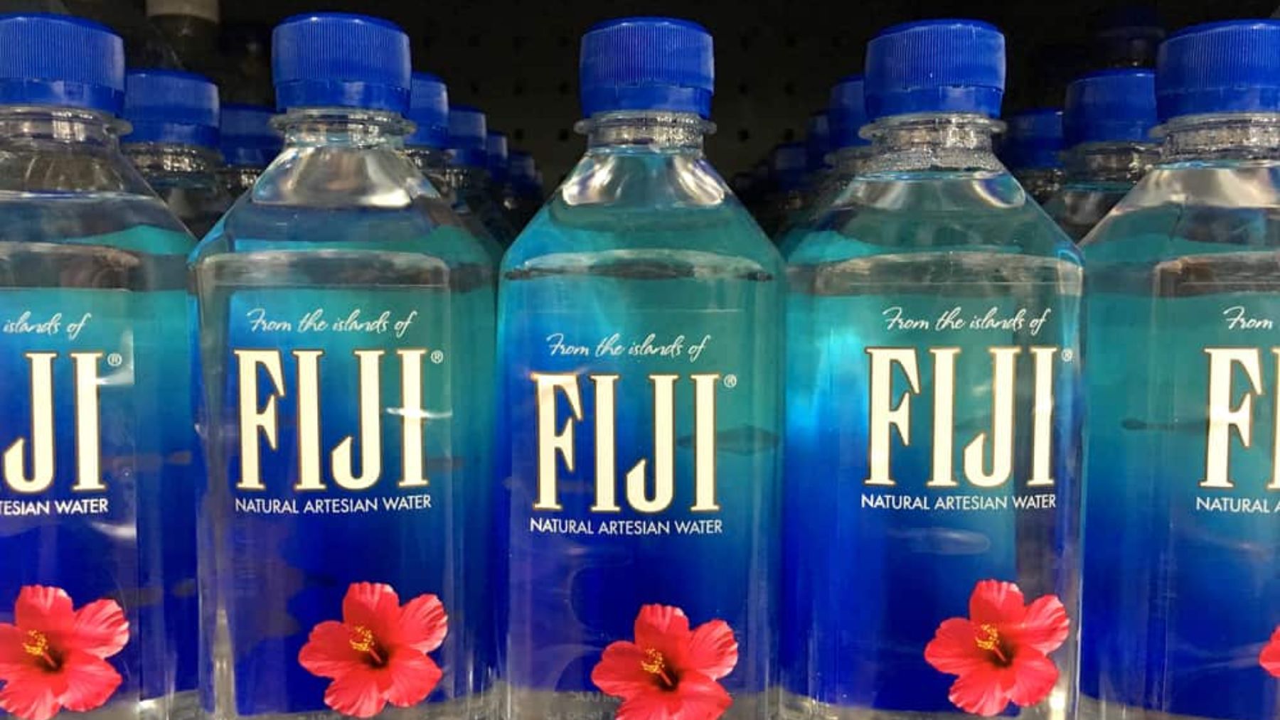 La verdadera razón por la que el agua de Fiji es tan cara