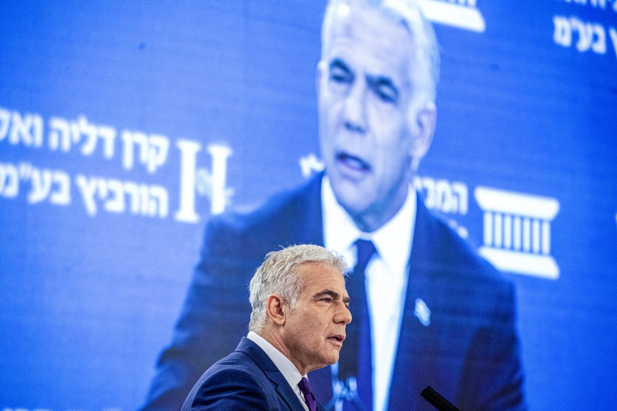 Lapid se reivindica desde el poder contra Netanyahu