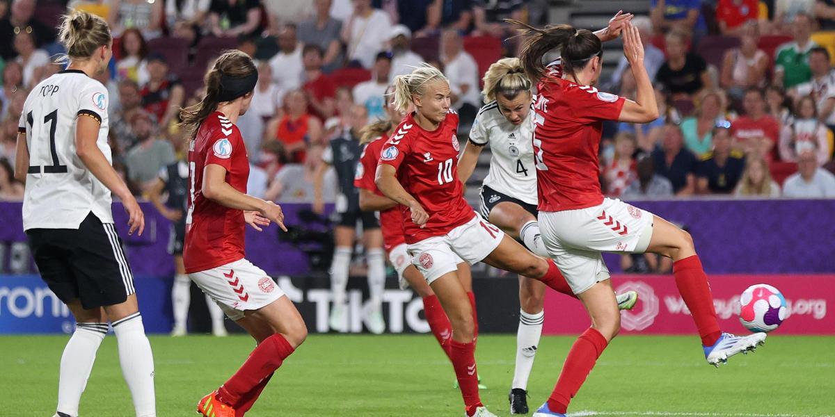 Las imágenes del Alemania - Dinamarca de la Eurocopa femenina