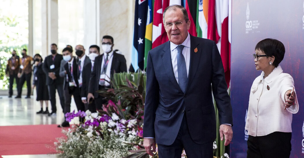 Lavrov de Rusia es un paria en el evento del Grupo de los 20, pero solo para algunos