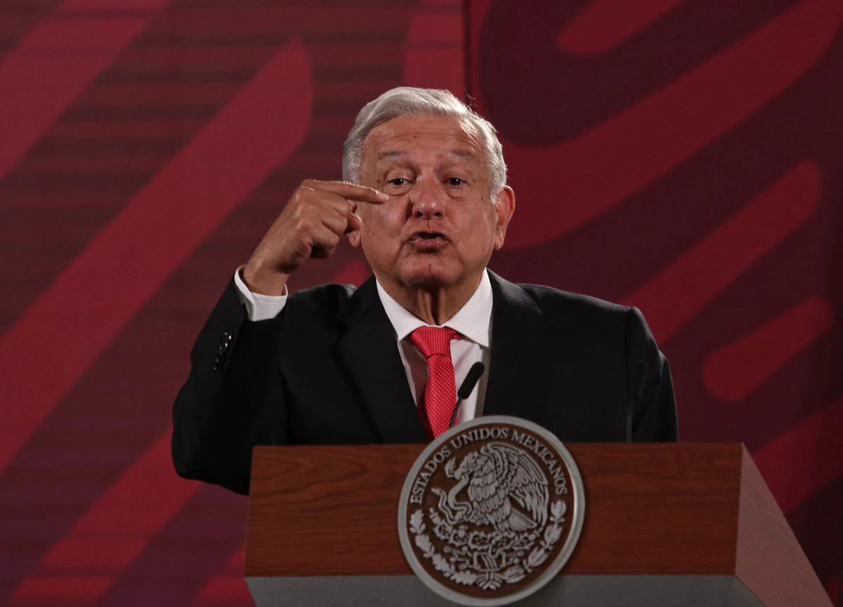 López Obrador anuncia una nueva vuelta de tuerca a la austeridad