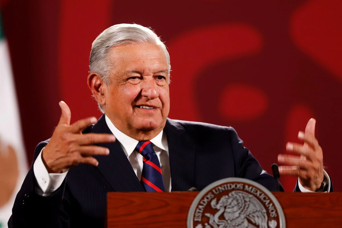 López Obrador pide “desmontar la estatua de la libertad” si EE UU condena a Julian Assange