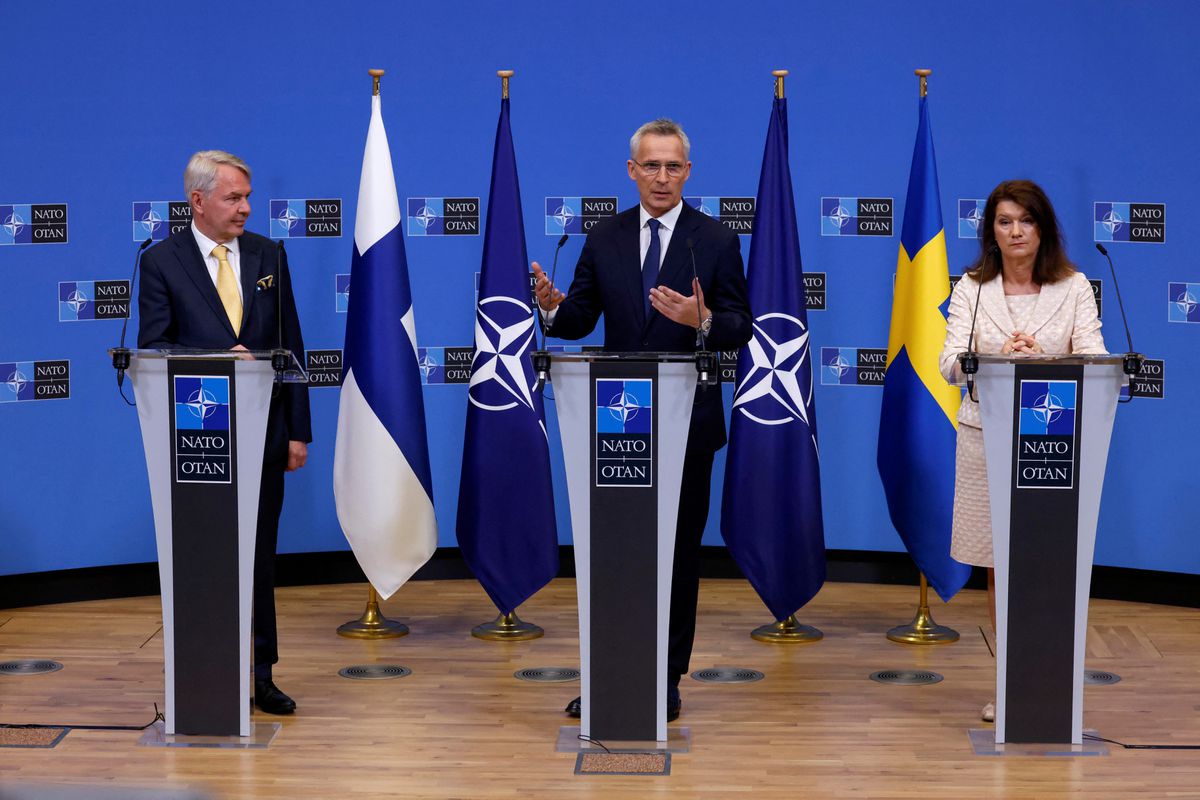 Los 30 países de la OTAN firman la adhesión de Suecia y Finlandia