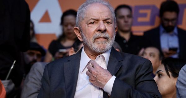 Lula da Silva advirtió que debe ganar en primera vuelta para evitar un golpe de Estado