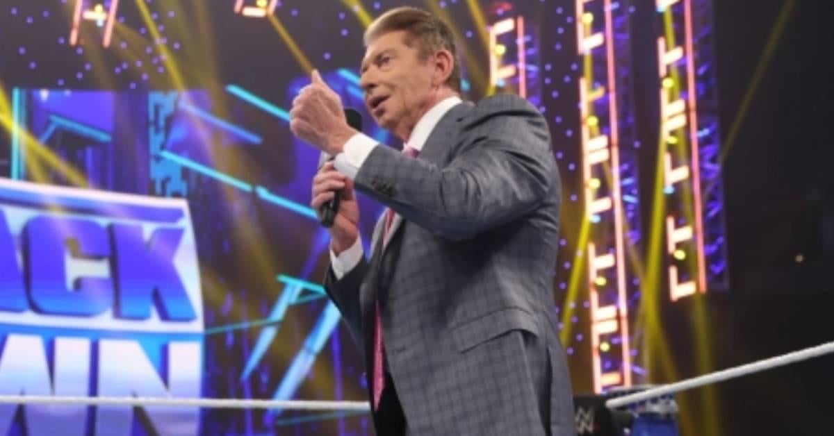 Vince McMahon hace una aparición sorprendente en WWE SmackDown