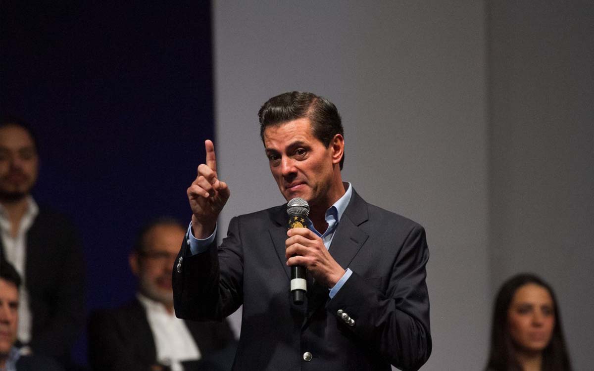 Mexicanos pueden “exigir un juicio impecable” contra Peña Nieto: periodistas