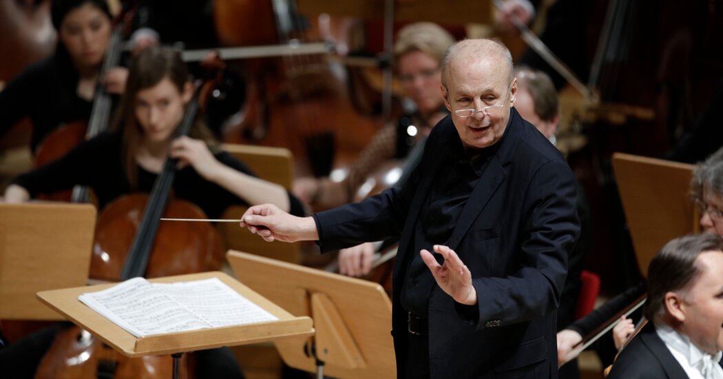 Muere director de orquesta tras desplomarse durante actuación en Múnich