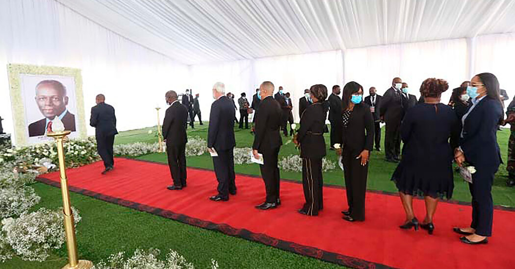 Muerto pero no enterrado, el cuerpo del ex presidente de Angola desencadena una lucha continental