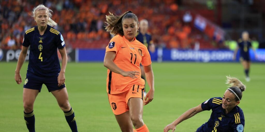 Nuevo revés para Países Bajos: Lieke Martens, adiós a la Euro por lesión