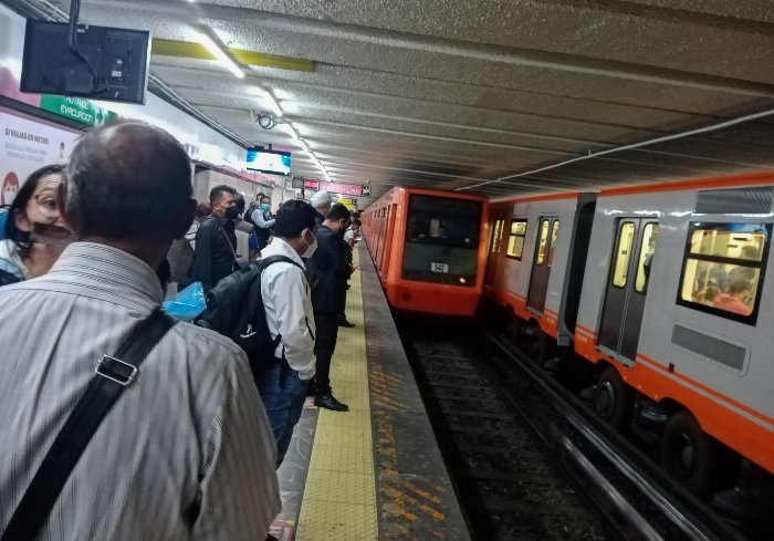 Obras en Línea 1 del Metro de la CDMX retrasan viajes entre 15 y 30 minutos: Lajous