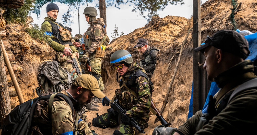 Para los combatientes extranjeros en Ucrania, una guerra como ninguna otra que hayan visto