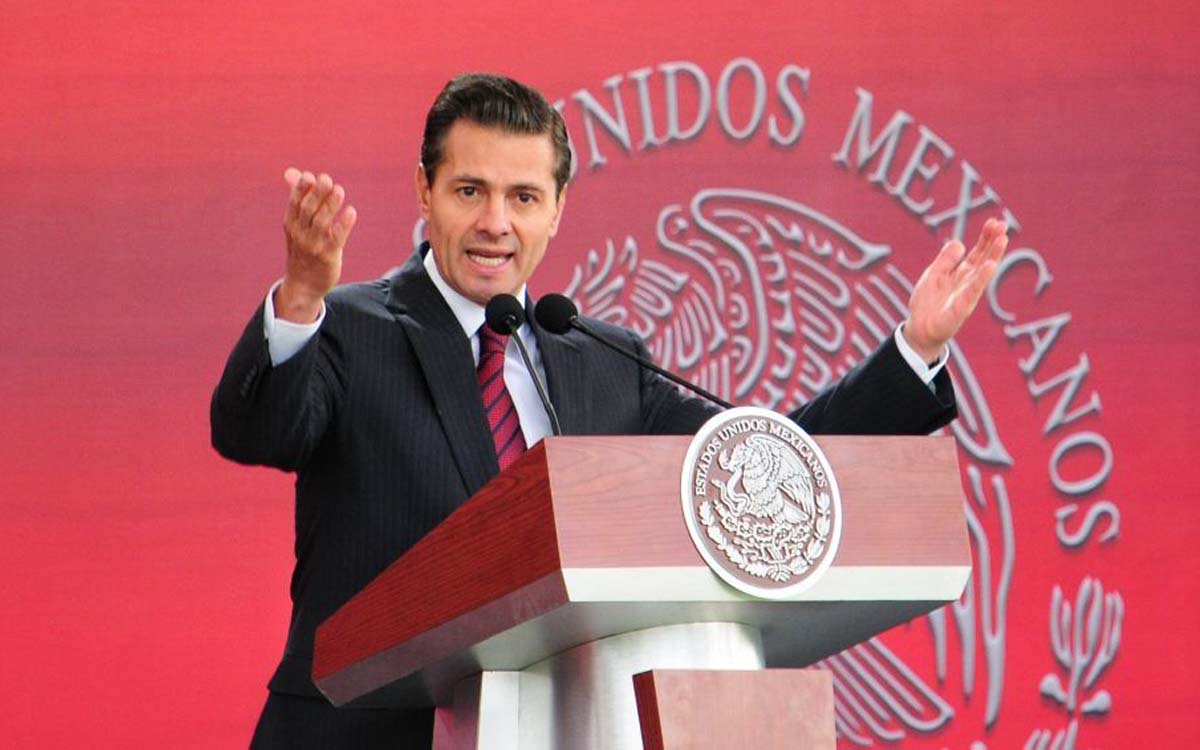 Priistas reaccionan y cierran filas con Peña Nieto ante denuncia de la UIF