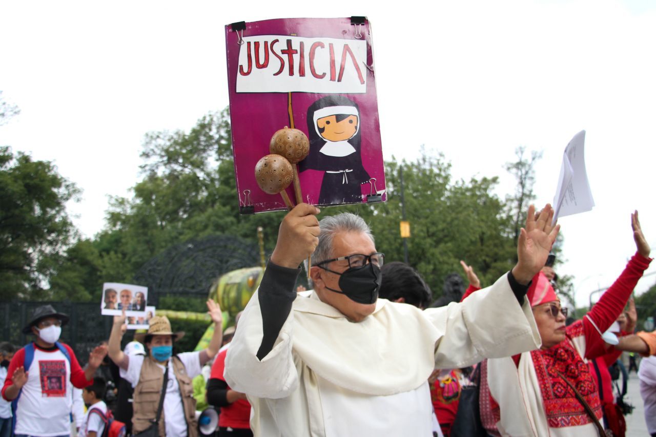 Religiosos y creyentes se movilizan para exigir paz y seguridad; piden justicia por jesuitas asesinados | Fotos
