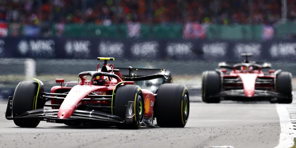 Sainz, a mantener la racha en 'casa' de Verstappen y 'Checo'; vuelve el sprint