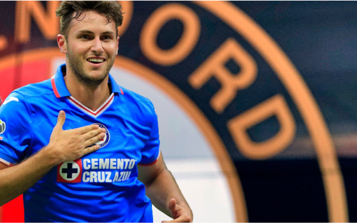 Santiago Giménez deja a Cruz Azul para recalar en el Feyenoord | Tuit