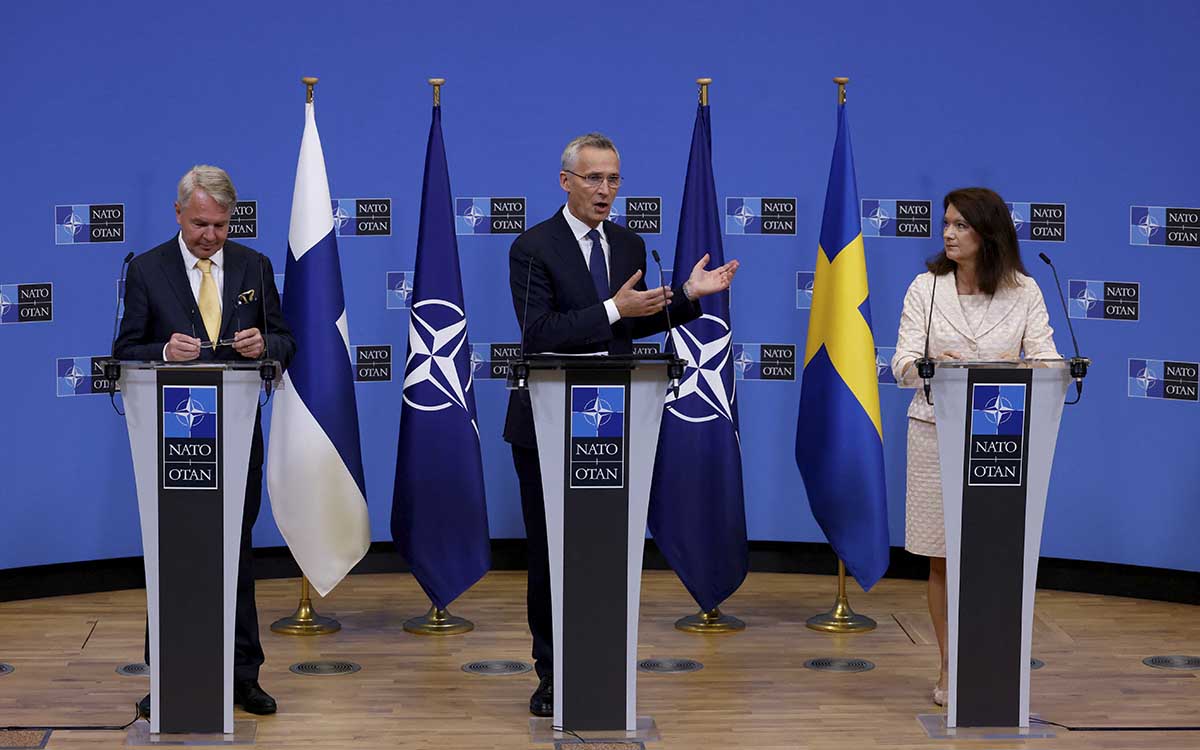 Suecia y Finlandia se convierten en miembros 'de facto' de la OTAN tras firma del protocolo de adhesión