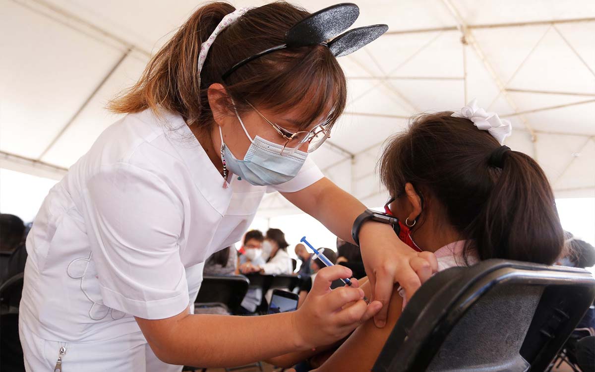 Vacunación para niños y niñas de 8 años contra Covid-19 arranca el lunes en CDMX; consulta fechas y sedes