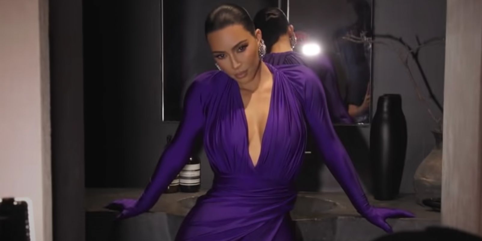 ¿Por qué los fanáticos de Kardashians detestan los ‘Poots’ de Balenciaga de Kim Kardashian?