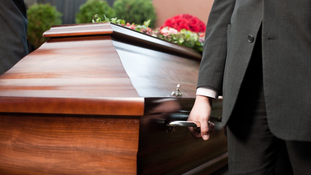 Conoce cómo puedes cubrir tus gastos fúnebres en vida