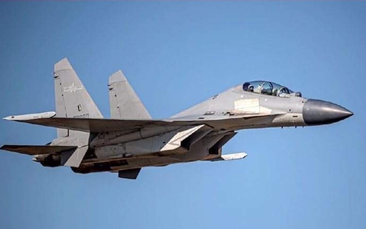 27 aviones de combate chinos ingresaron a la zona de defensa aérea de Taiwán tras visita de Pelosi