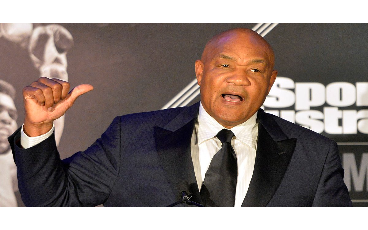 Acusan dos mujeres a George Foreman de abuso sexual | Video