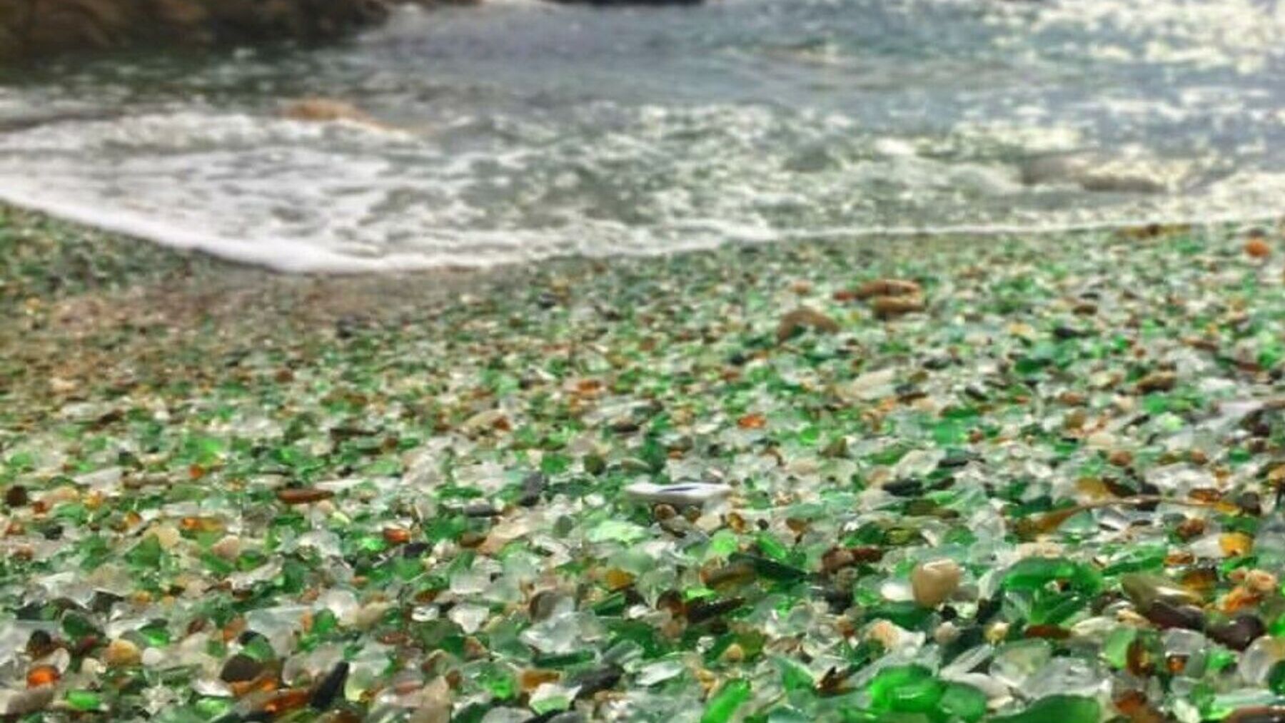 Así es la Playa de los Cristales en Galicia: ¡Tienes que ir a verlo!