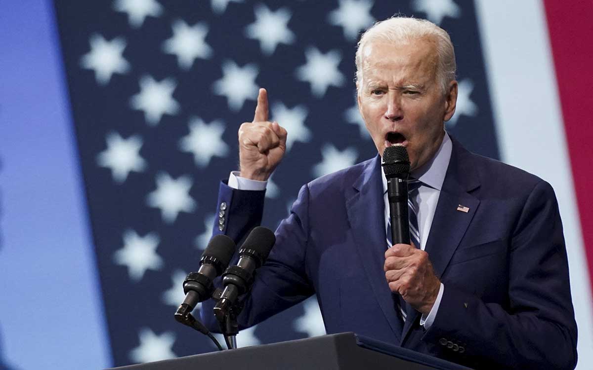 Biden pide defender la democracia frente a ‘extremismo’ de Donald Trump
