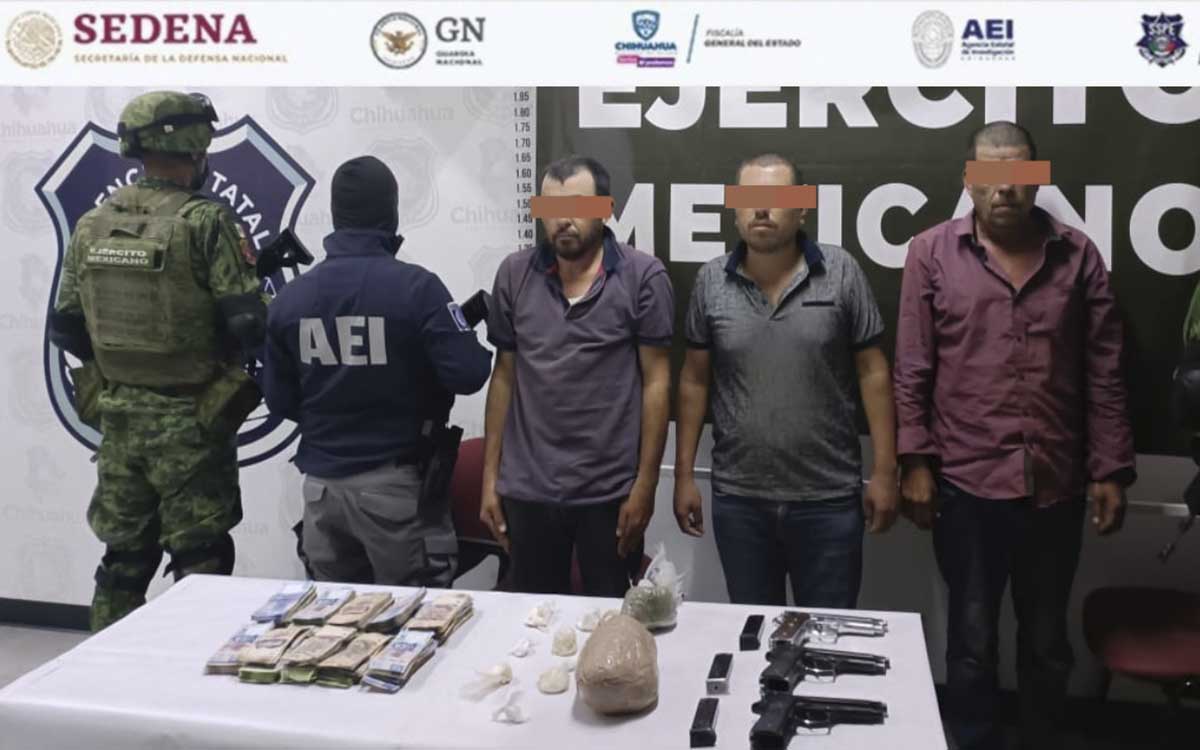 Chihuahua: Detienen a primo de 'El Chueco' y a otras dos personas con armas, dinero y drogas