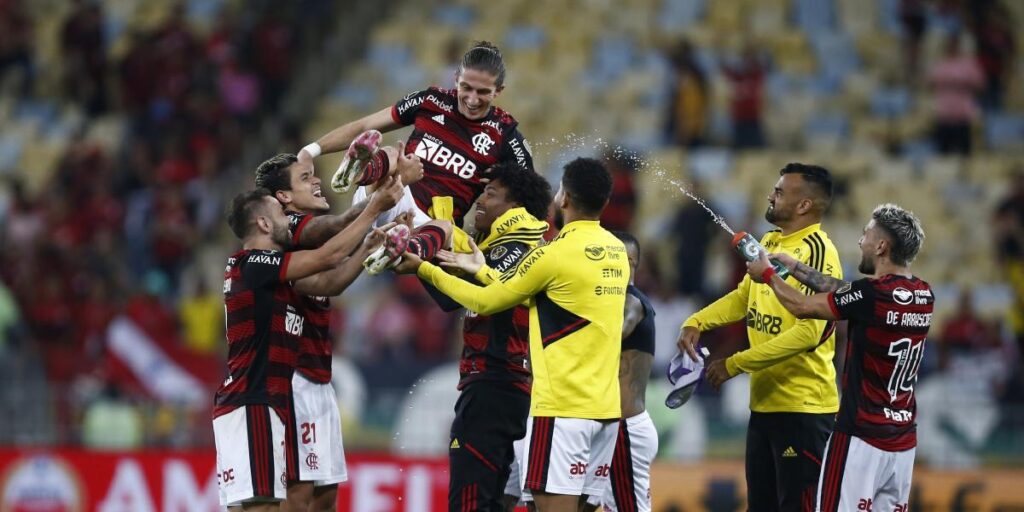 Duelo de leyendas del Atlético en la semifinal de la Libertadores