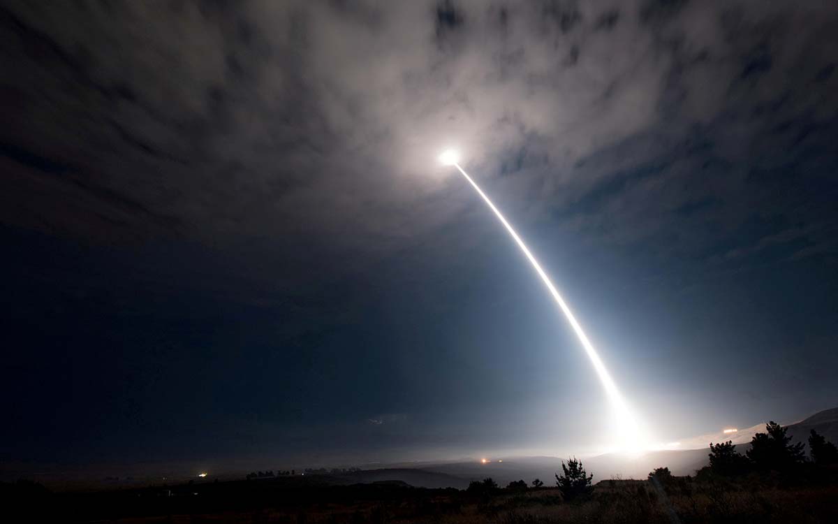 EU lanza misil balístico intercontinental Minuteman III para “demostrar” que sus fuerzas nucleares están preparadas