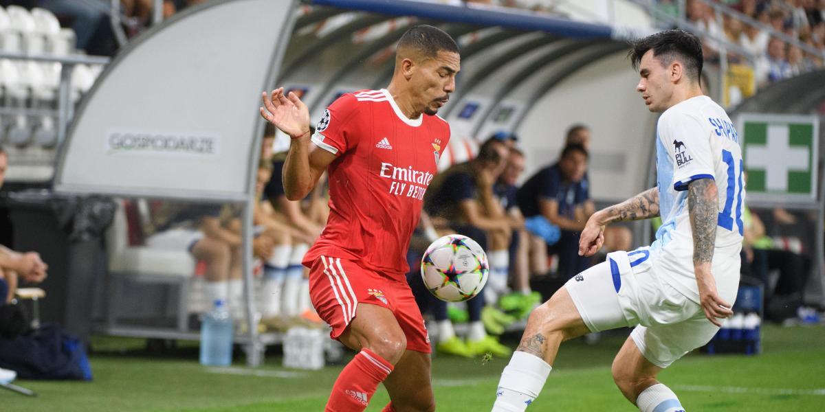 El Benfica acaricia la liguilla tras ganar al Dinamo de Kiev