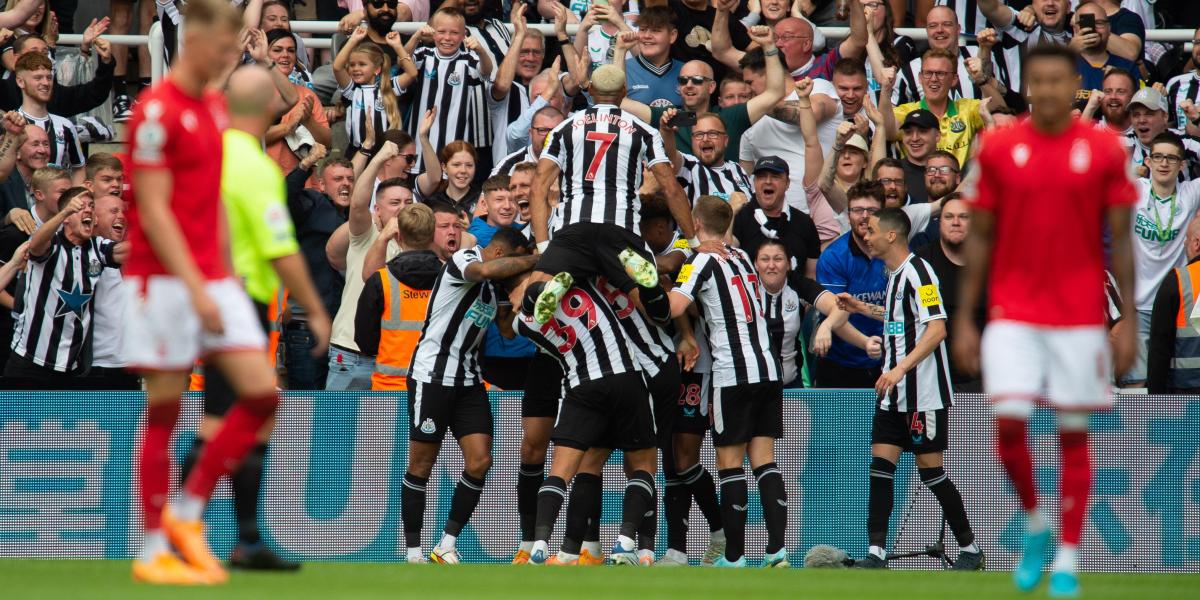 El Newcastle da la bienvenida al Nottingham a la Premier League