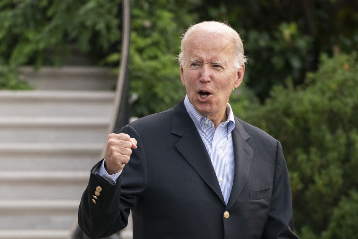 El Senado de Estados Unidos aprueba la ley fiscal, climática y sanitaria de Biden